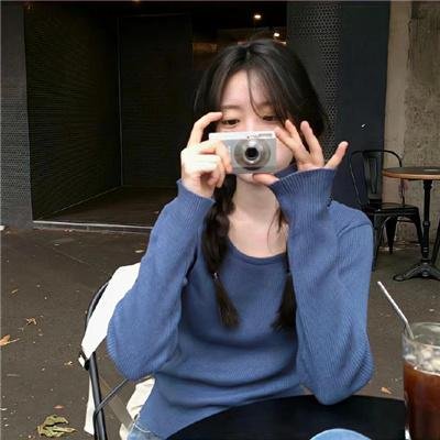 她在梦中跳舞